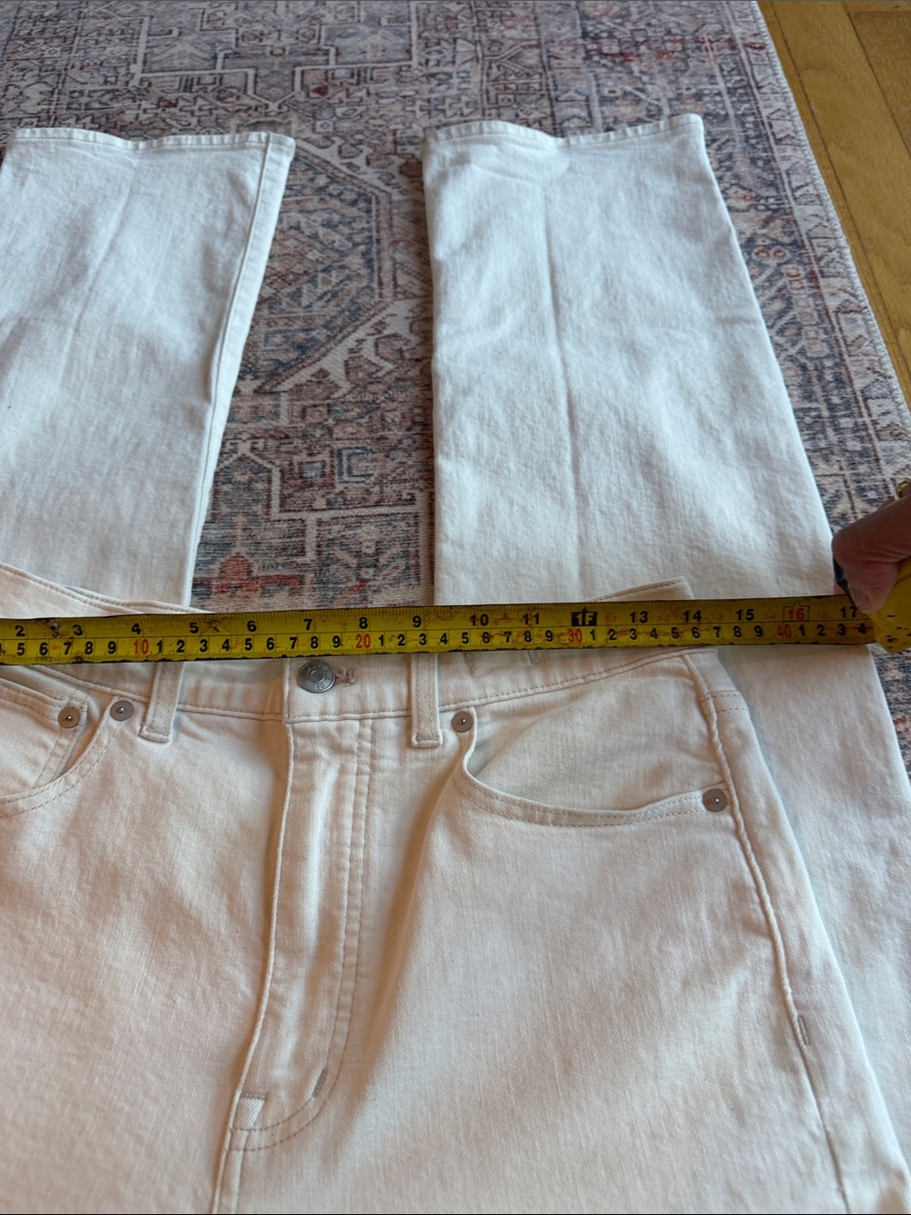 Madewell Cream 90’s Straight Jeans Size 29Tall - Picture 6 of 9